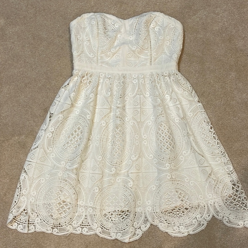 Nordstroms, strapless white lace mini dress, large